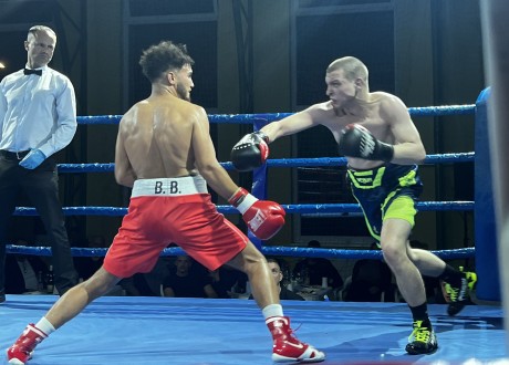 Profi ökölvívás - Balogh Bálint újabb kiütéses győzelme